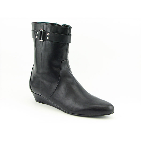 ENZO ANGIOLINI Vaya Ankle Boots Black