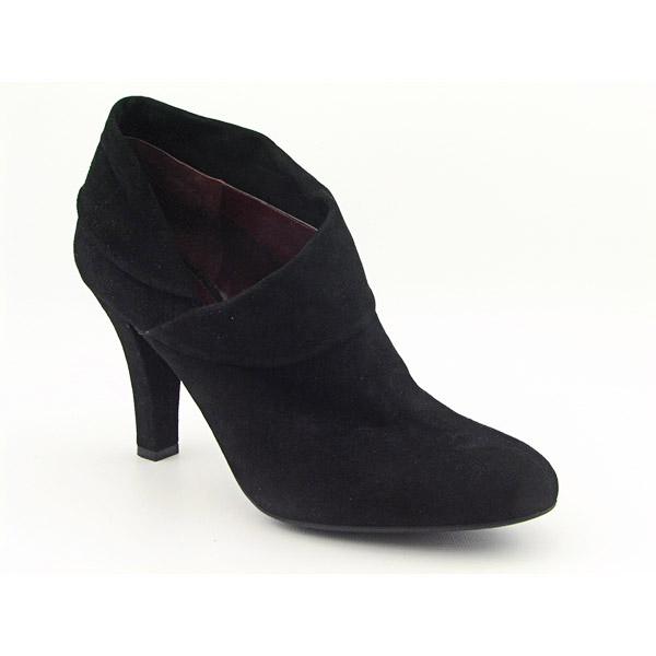 ENZO ANGIOLINI Rachey Ankle Boots Black
