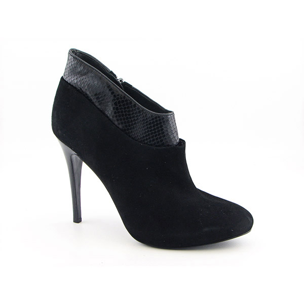 GUESS Arnelle Ankle Boots Black