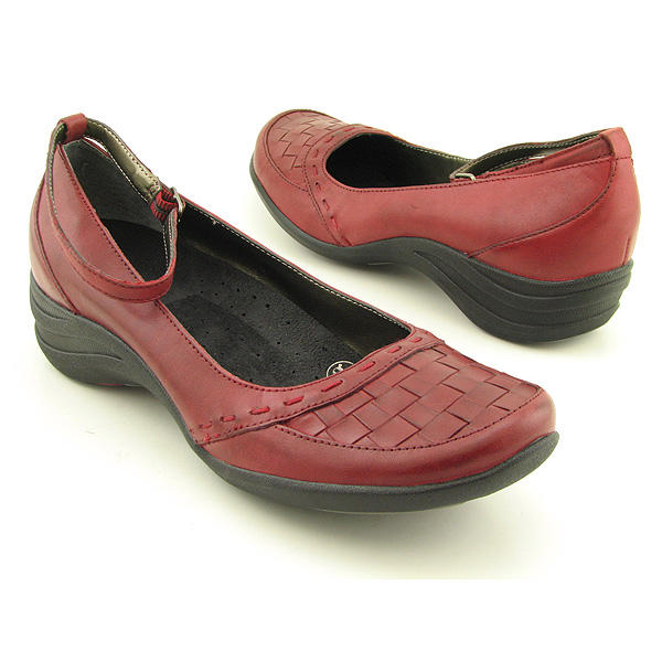 HUSH PUPPIES Rhyme Loafers Burgundy