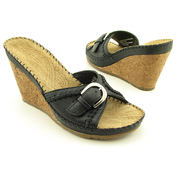 HUSH PUPPIES Impetuous Slides Wedges Black