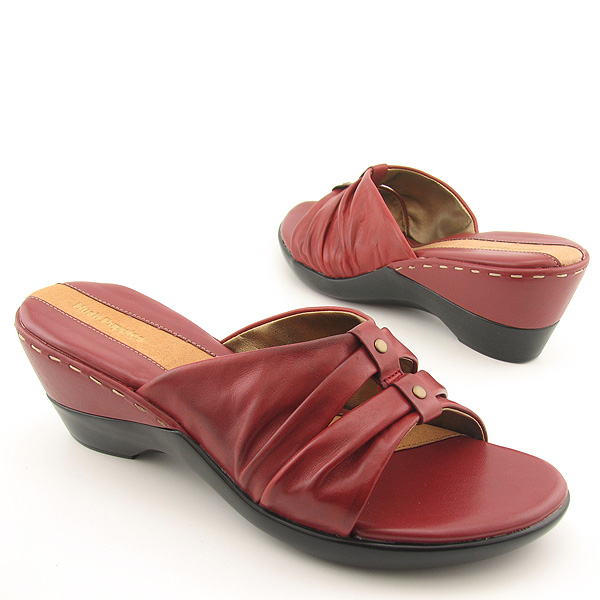 HUSH PUPPIES Boutique Platform Wedges Red