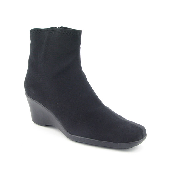 IMPO Emmet Ankle Boots Black