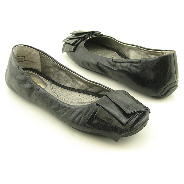 ME TOO Lilyana 4 Flats Black