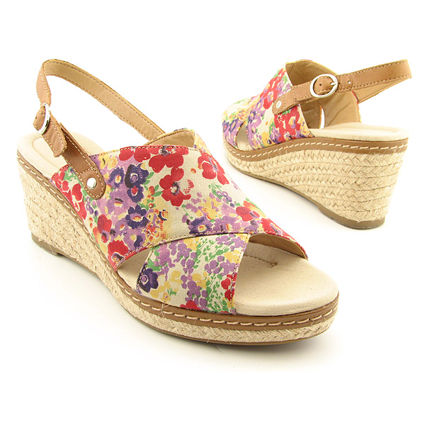 NATURALIZER Satwa Platform Wedges Beige