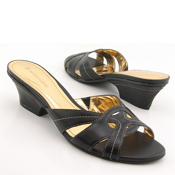 NATURALIZER Diligent Wide Slides Black