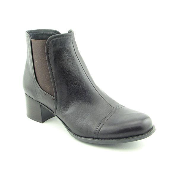 NATURALIZER Cole Ankle Boots Brown
