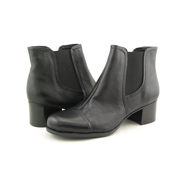 NATURALIZER Cole Ankle Boots Black