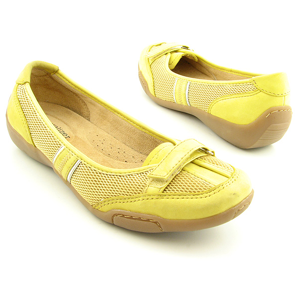 NATURALIZER Commerce Flats Yellow