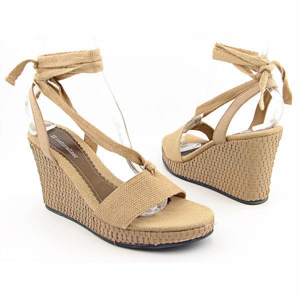 NATURALIZER Lainey Platform Wedges Beige