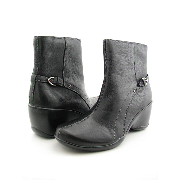 NATURALIZER Lerato Ankle Boots Black