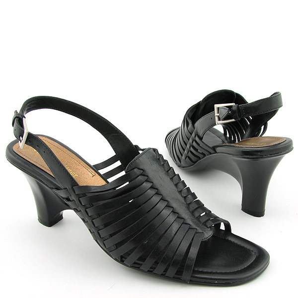NATURALIZER Myla Wide Slingbacks Black