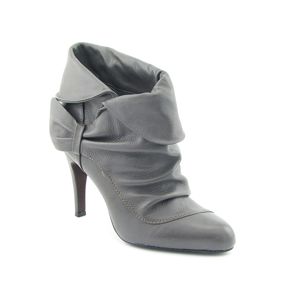 REPORT Britt Ankle Boots Black