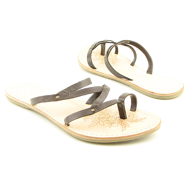 REPORT Nita Thong Sandals White