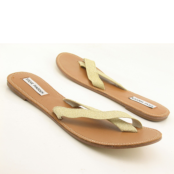 STEVE MADDEN Showoff Flip Flops Shoes Gold Womens