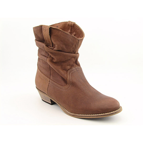 Steve Madden Womens
