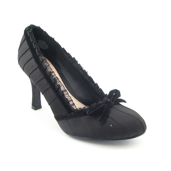 UNLISTED Charm Heels Black