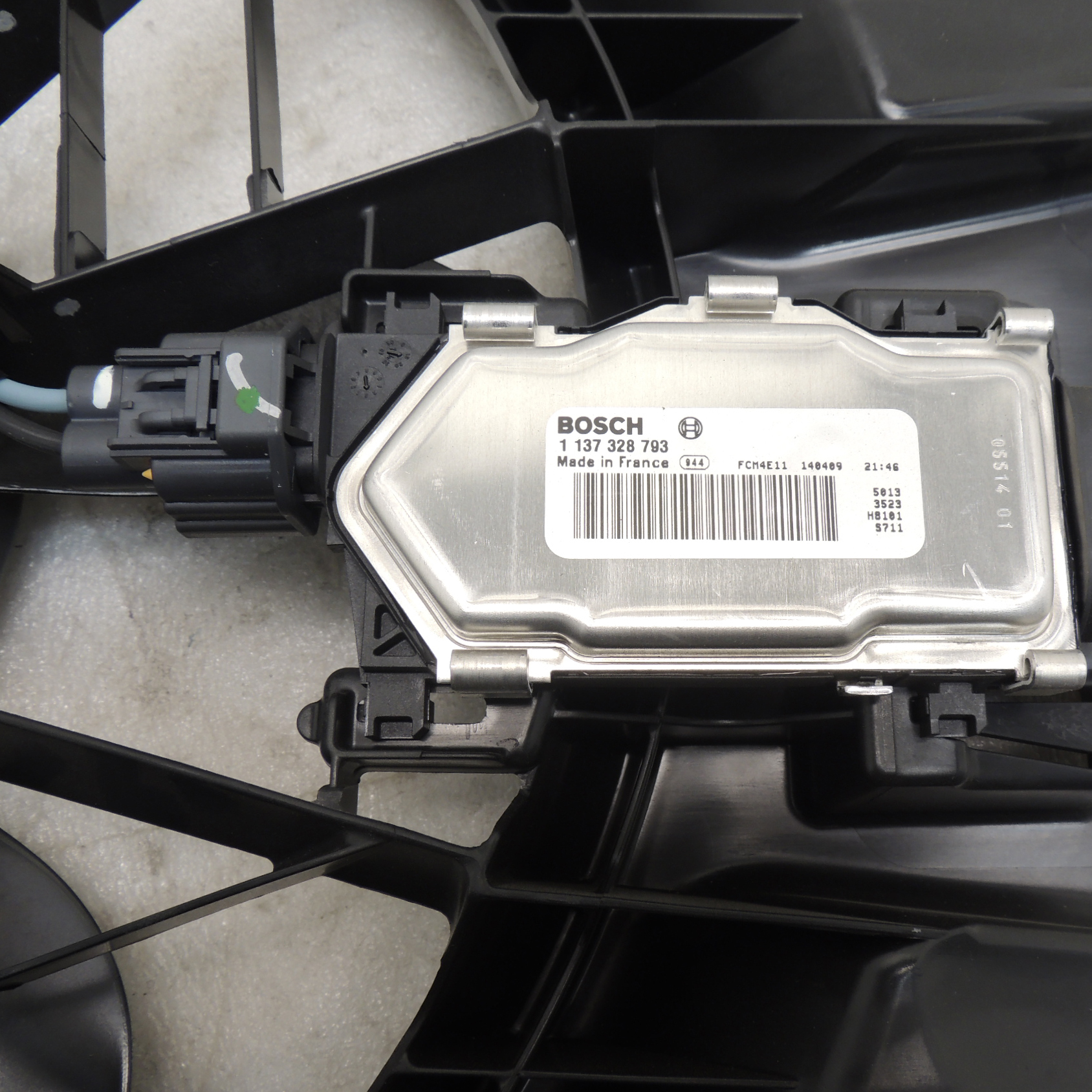 201415 Jeep Cherokee 2.4L Radiator Cooling Fan w/Module Single Fan