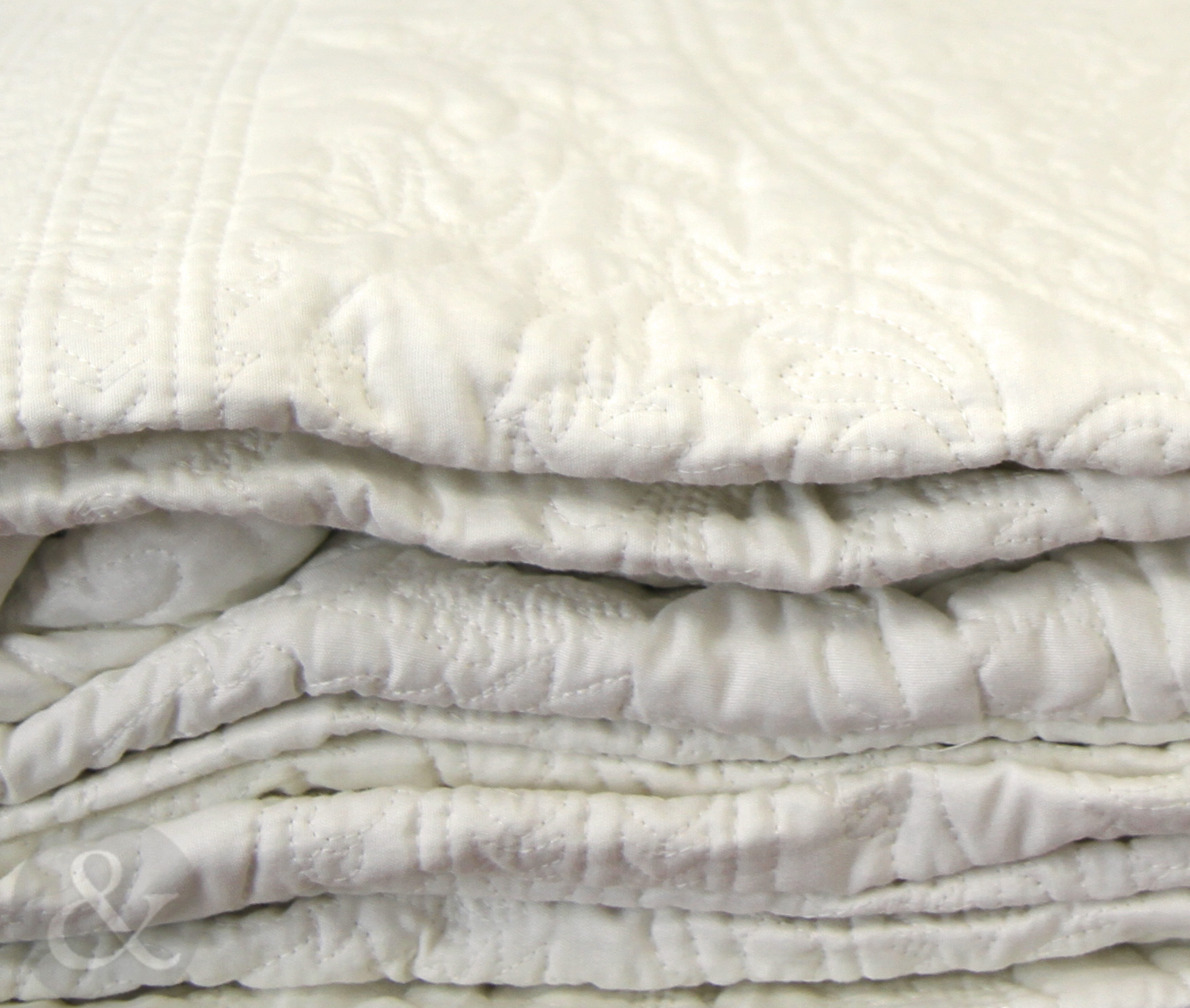 French Vintage Bedspread Luxury Quilted Ashley Bed Spread Embroidered