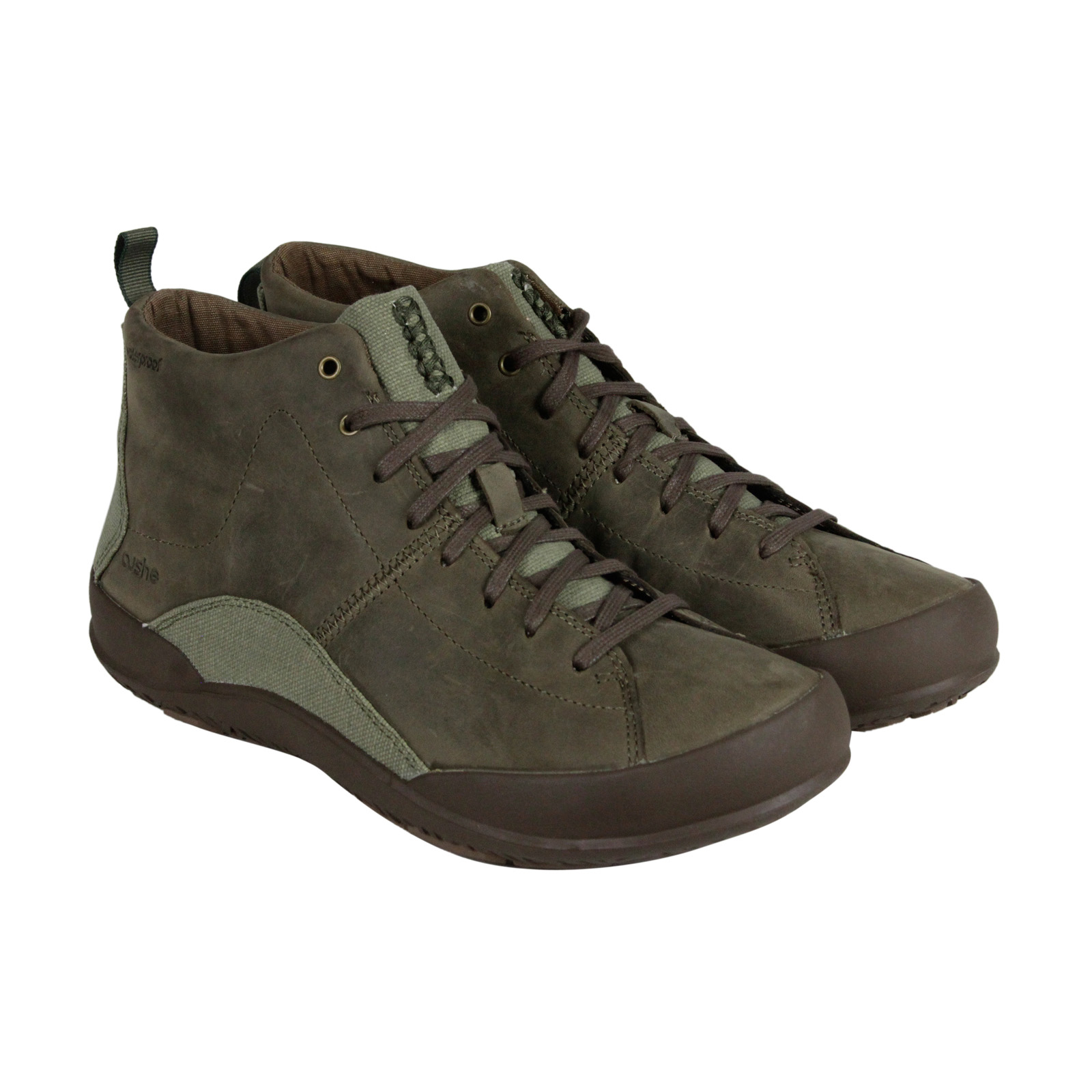 mens casual chukkas