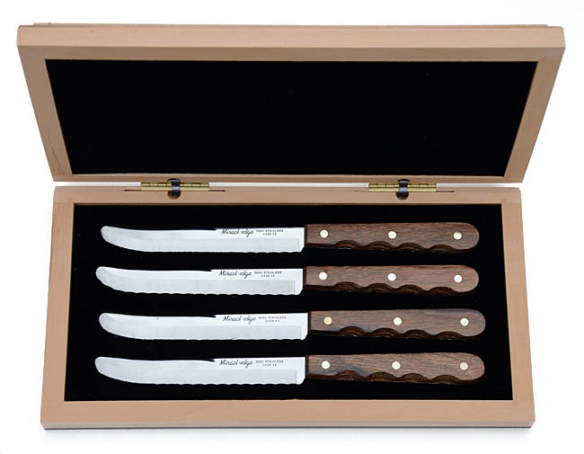 Case XX 4 Piece Steak Knife Set w/ Wood Handles 824 New