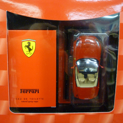 Ferrari Red Sakir Giftset 75ml Spray + Mini Ferrari California