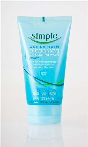 Simple Clear Skin Oil Balancing Exfoliating Wash 150 ml
