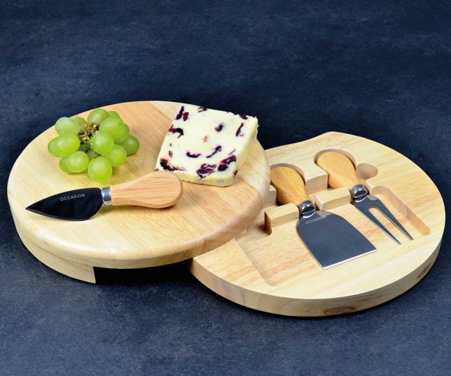 Round Cheese Board Knife Set with Integrated Speciality Knife Compartment