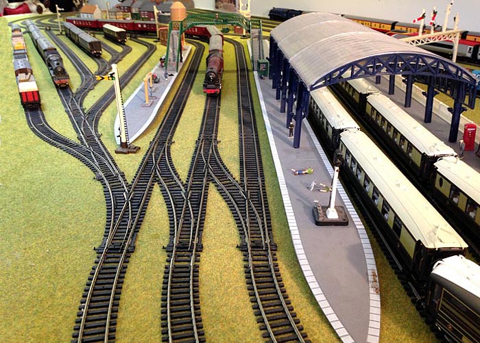 HORNBY Digital Train Set HL10 Large Layout Multi Track with Train A eBay