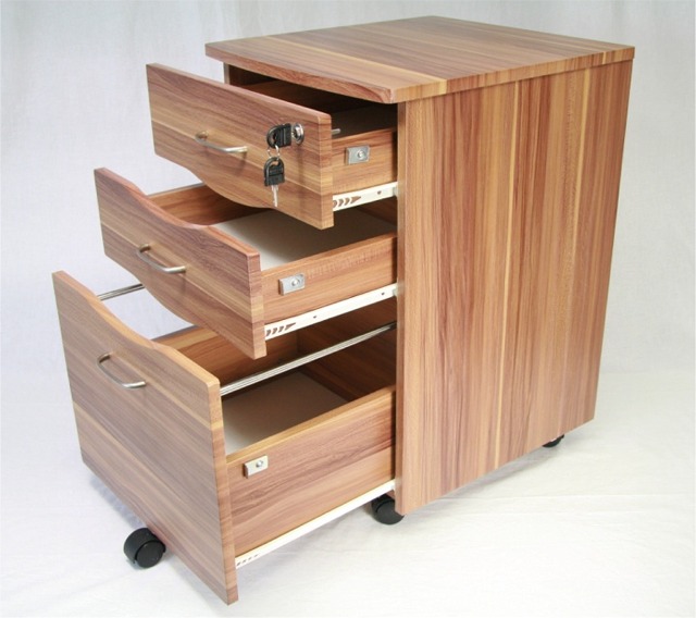 3 Drawer Filing Cabinet / Pedestal with Locking Drawers