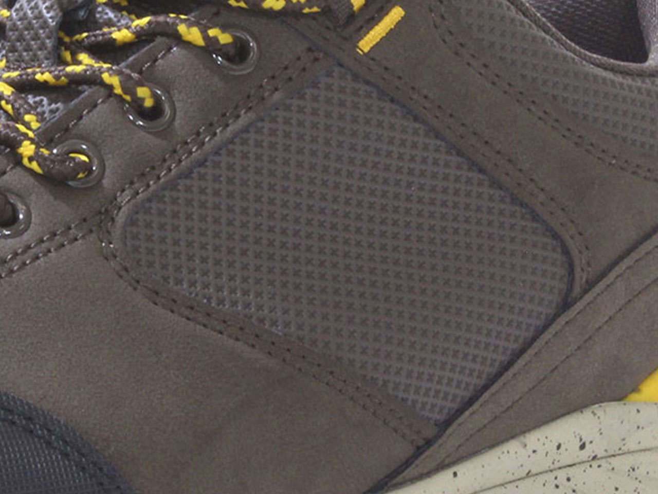 G.H. Bass & Co. Men's Trailway-Lo Sneakers Hiking Shoes Brown/Yellow