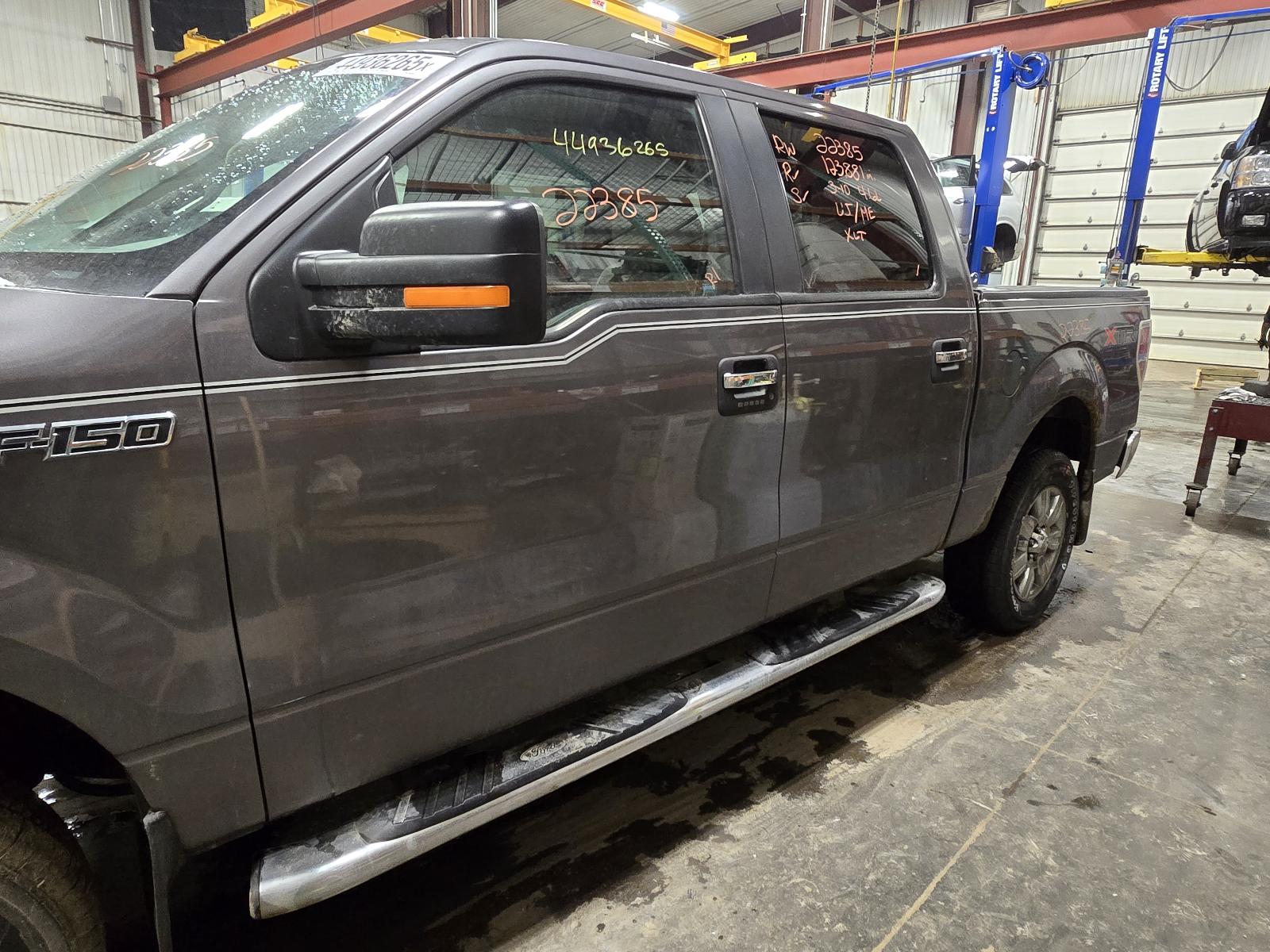 2010 FORD F-150 Under Hood Fuse Box 123K - Picture 2 of 8