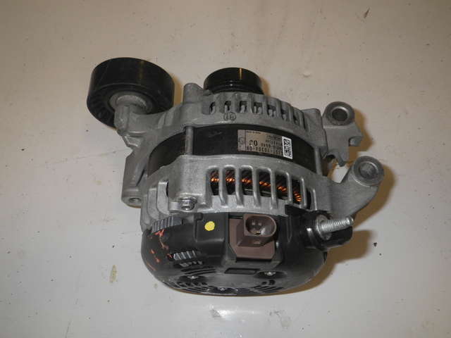 2013 FORD ESCAPE Alternator 117K 081453 - Bild 2 von 10