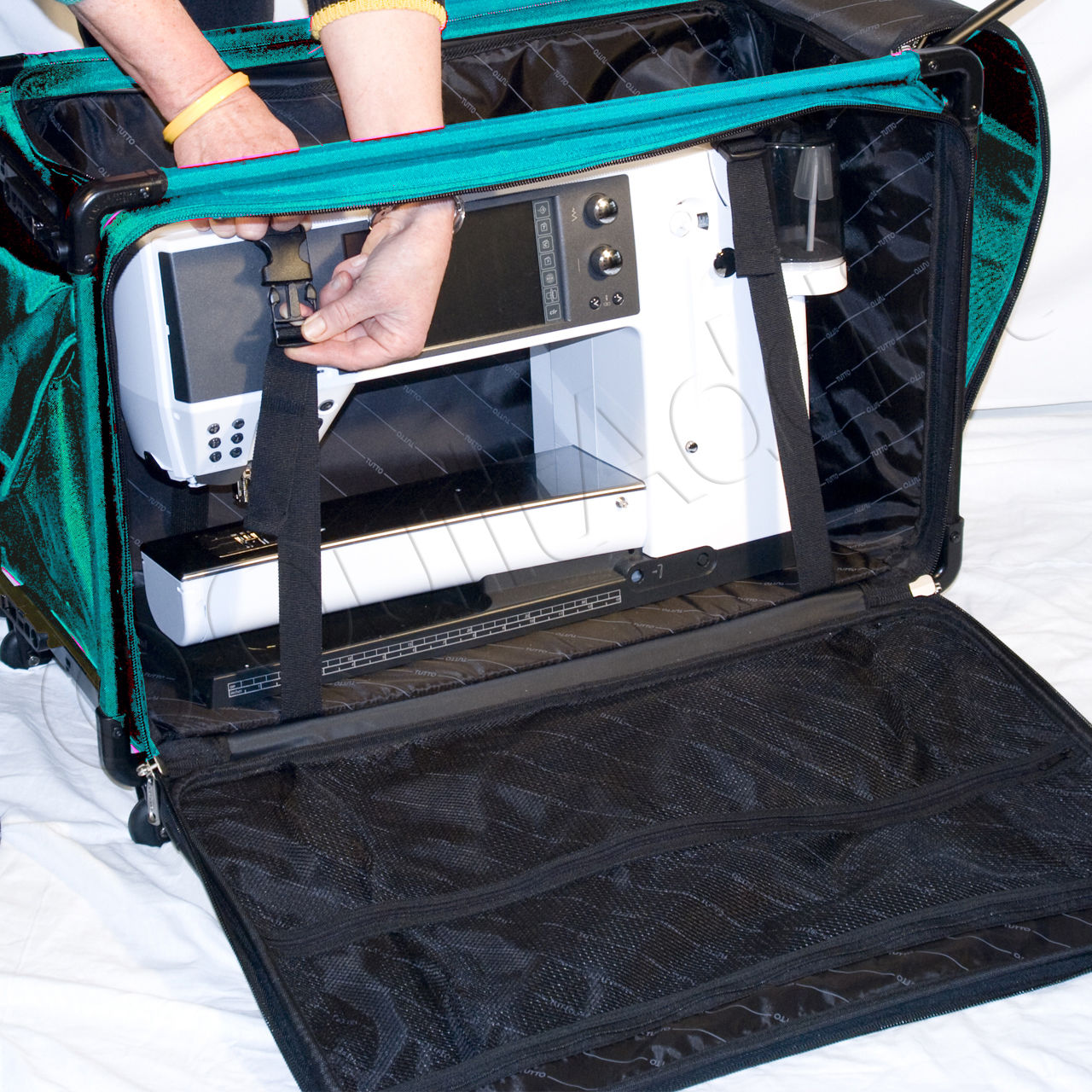 Tutto Tote on Wheels 2X, 28" Choose from 4 Colors Sewing Machine