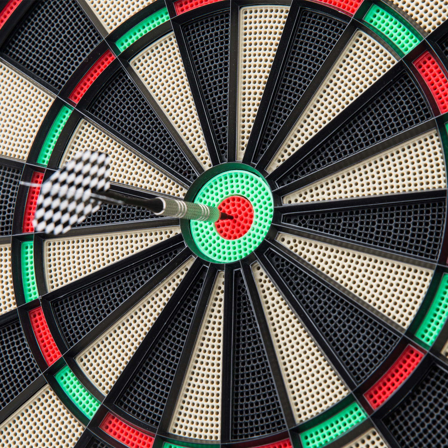 HOARLICN Elektronische Dartscheibe - Mit 4 LED Displays & 12 Pfeilen