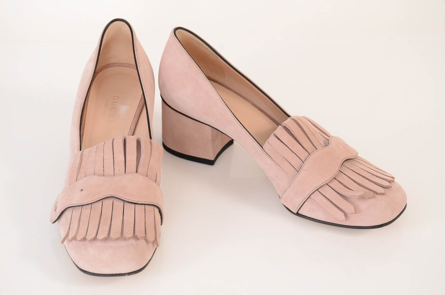 Gucci pink 7 37 suede fringe trim square toe slip on