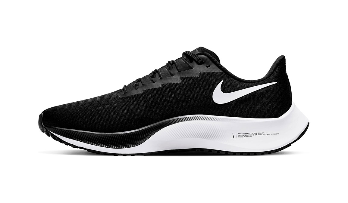 nike air zoom pegasus all black