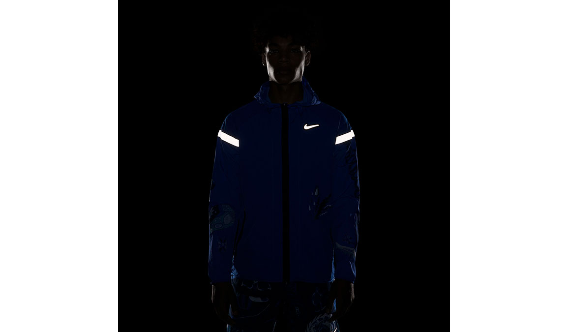 nike windrunner silver