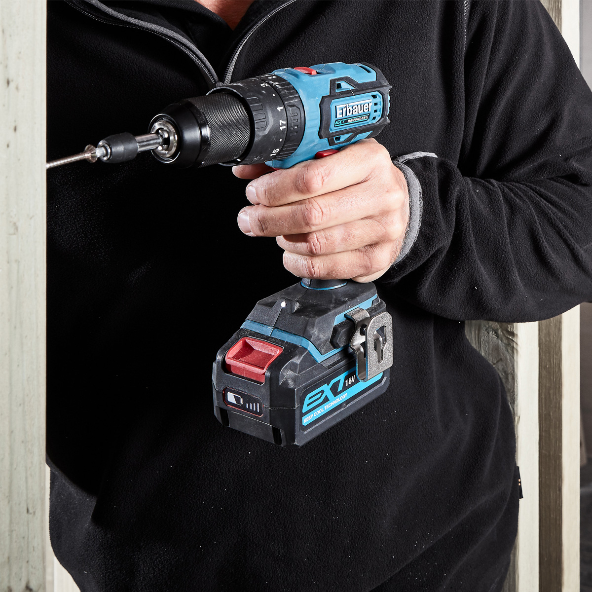 Erbauer Combi Drill EXT Cordless Brushless 18V 1 x 4Ah Lithiumion