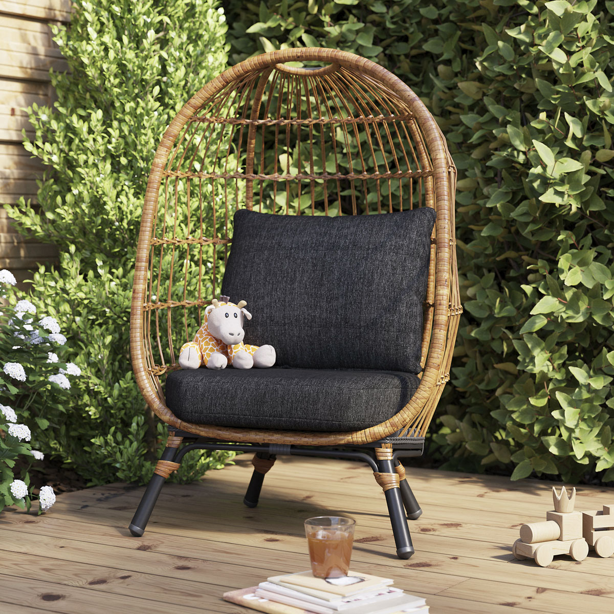 bq egg chair