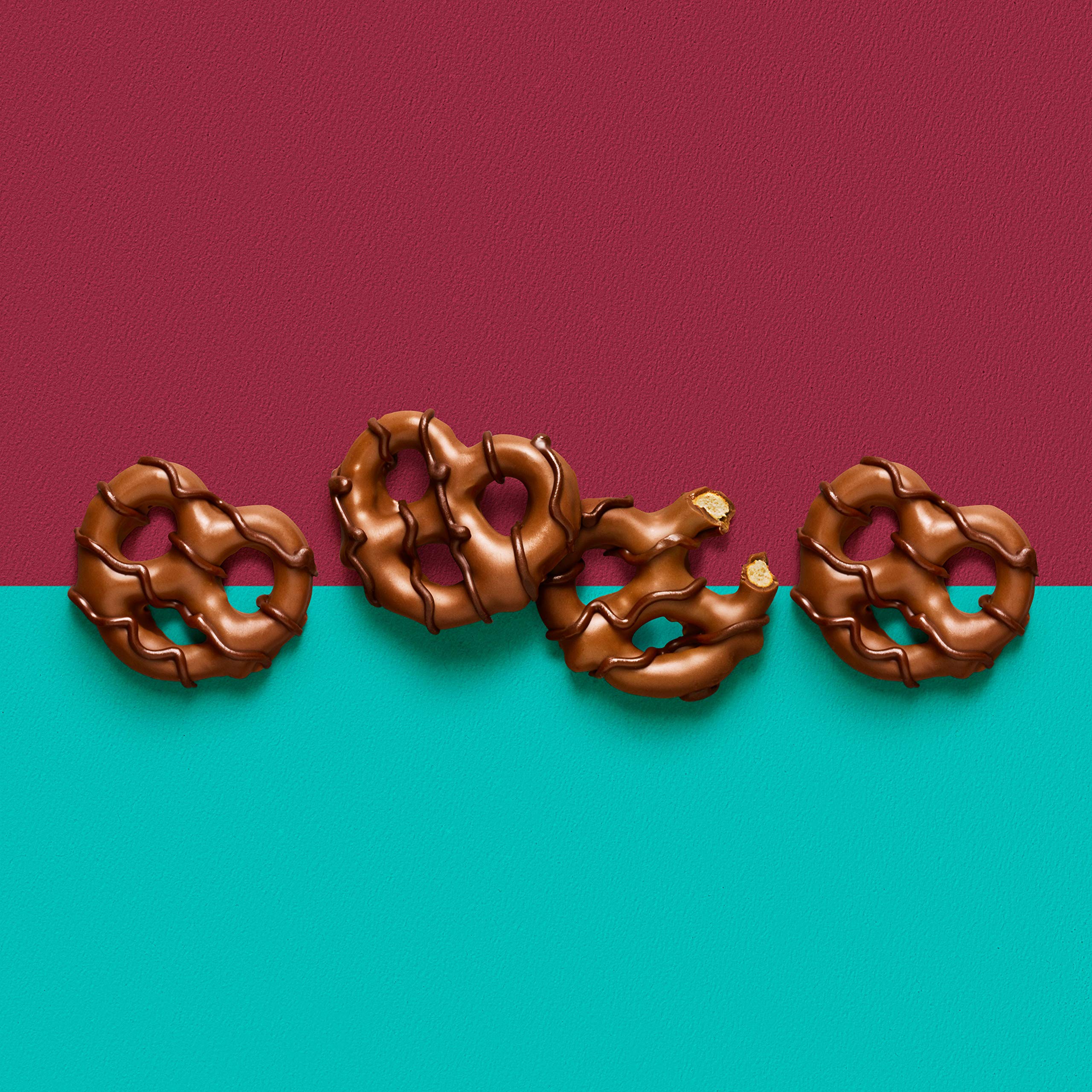 Hershey's Dipped Pretzels, 4.25 oz. Bags, Case of 12 (Milk Chocolate) 4