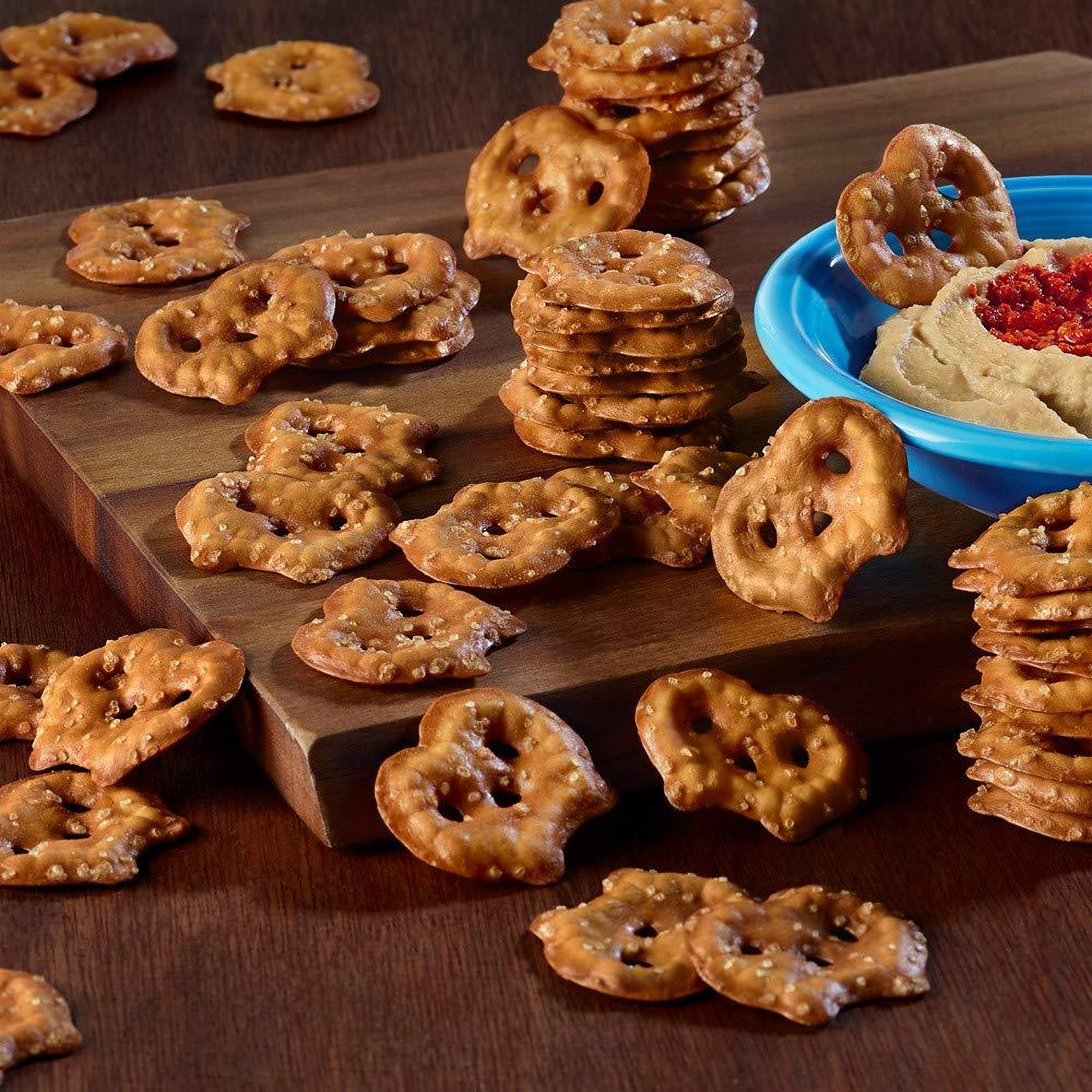 Snack Factory Pretzel Crisps Gluten Free, Original Flavor, 5 Ounce (Pack of 8) - Picture 3 of 5