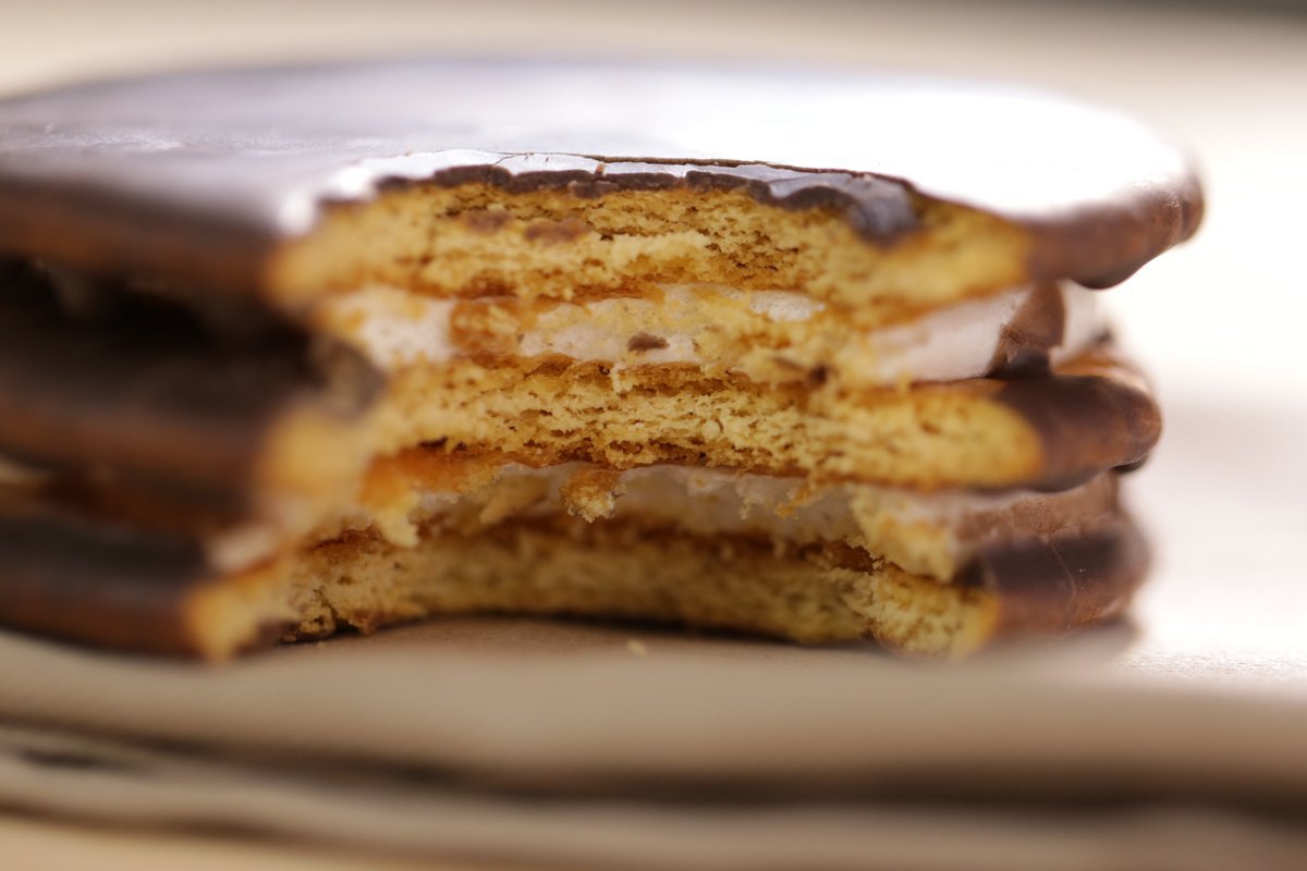 Moon Pie Double Decker Chocolate Marshmallow Sandwich, 72 Count Total 4