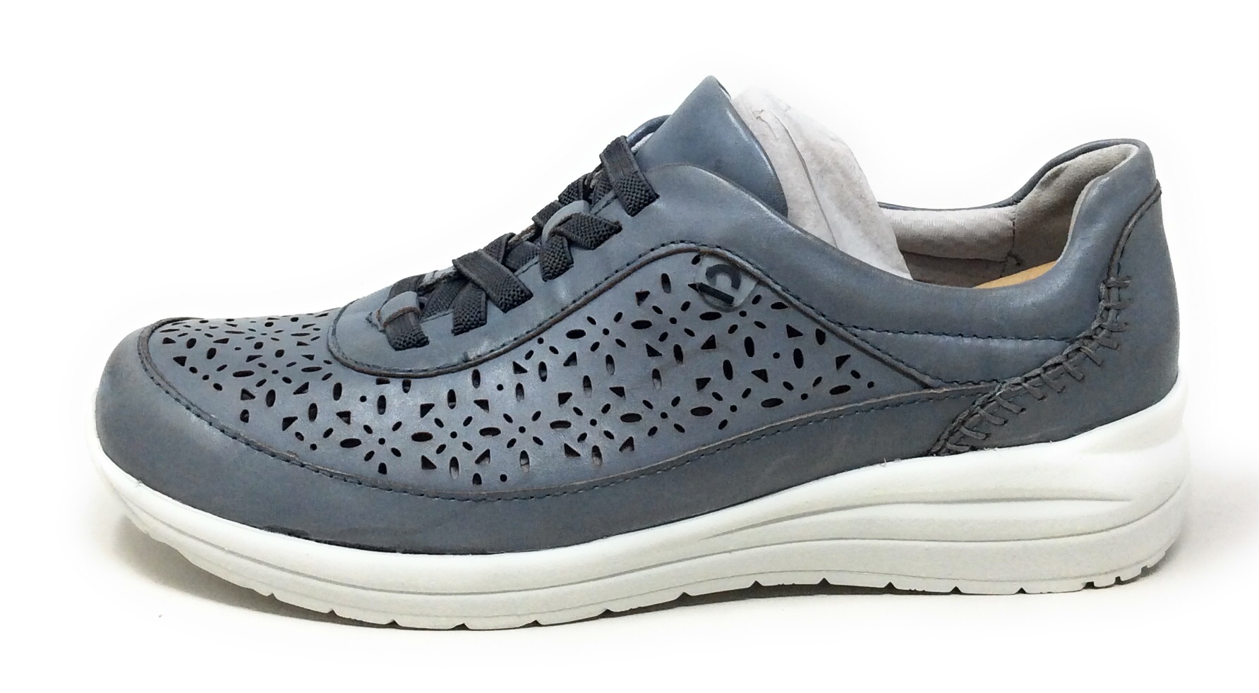 earth women's sneakers