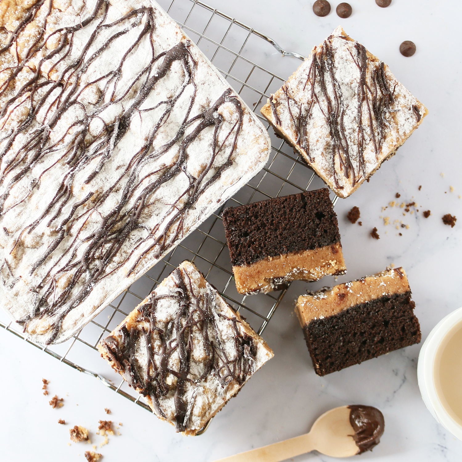 Carlotta's Bakery Authentic New York Crumb Coffee Cakes (22 Oz, Double Chocolate) 2