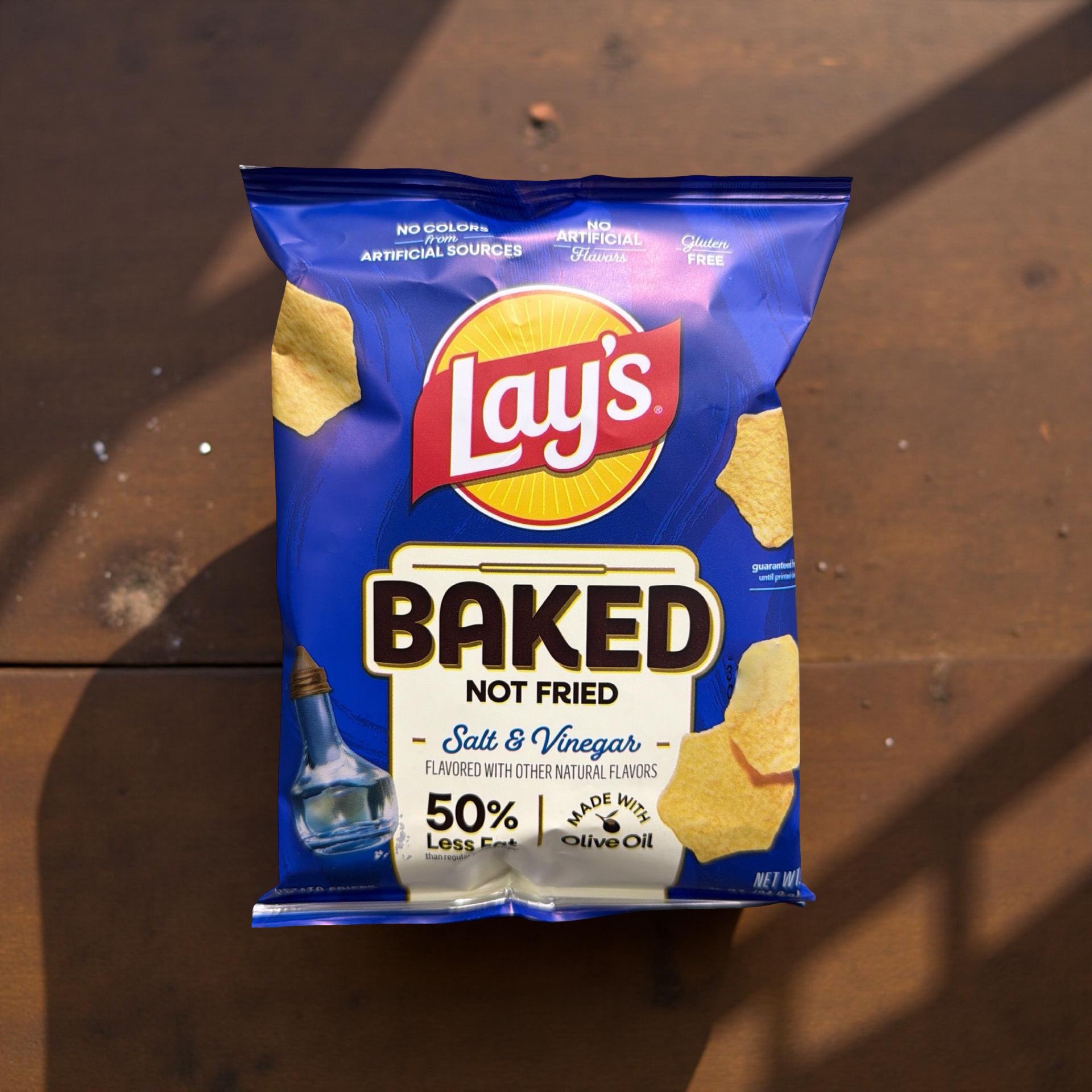 Baked Lay's Potato Crisps Salt & Vinegar, 0.875 Ounce, 60 Per Case 2