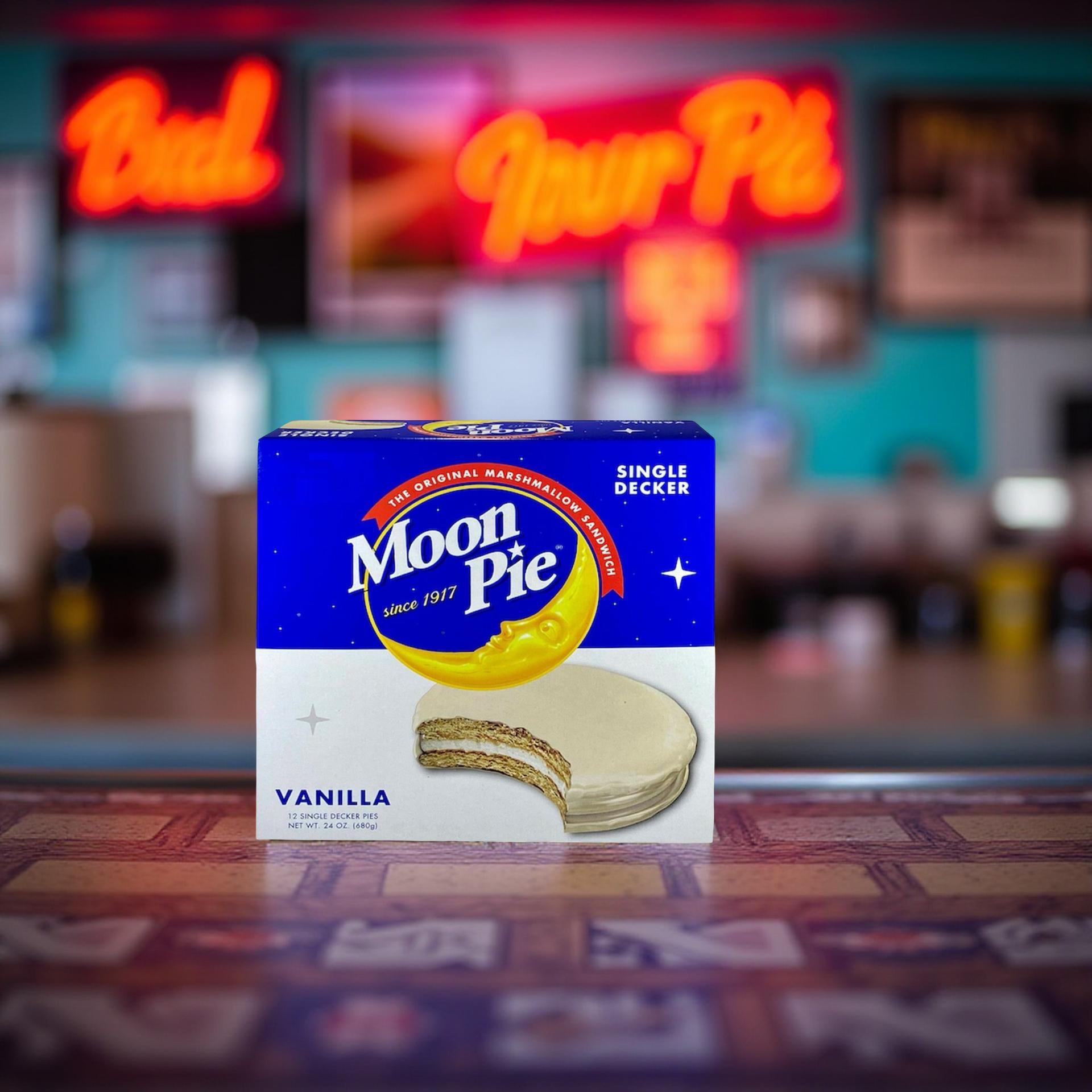 Moon Pie Single Decker - Vanilla. The Original Marshmallow Sandwich, 12 Pies 4
