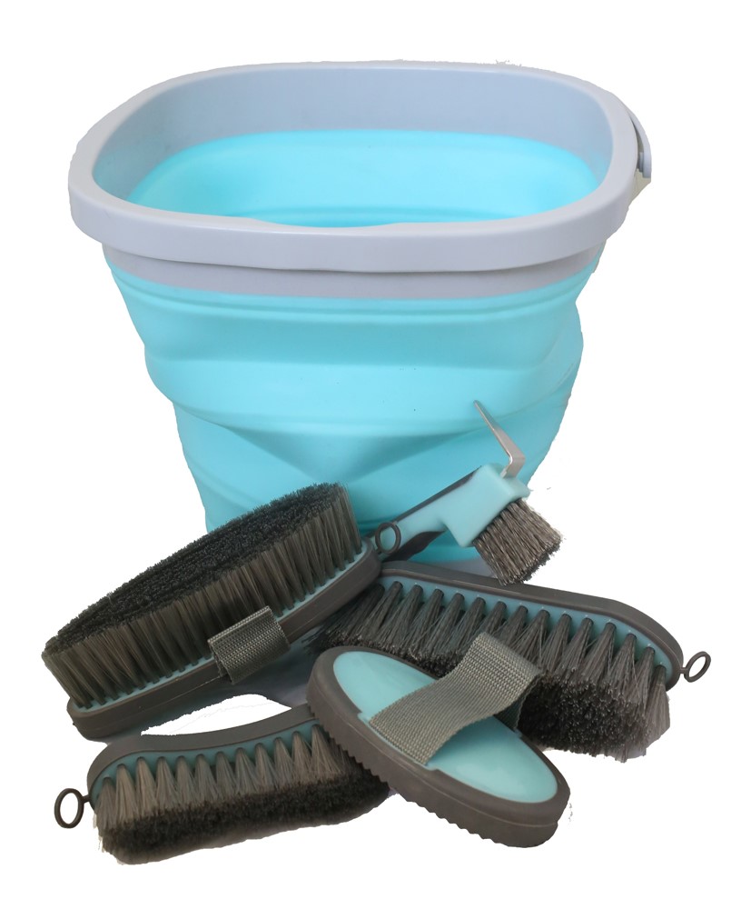 Horse Grooming Kit Collapsible 6 Piece Bucket Brushes Hoofpick Curry