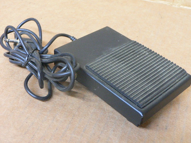 Universal Foot Pedal with 1/4
