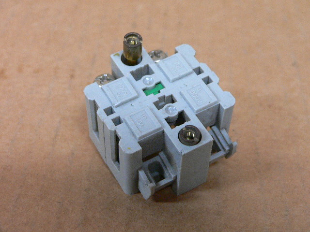 Idec BST-010 Selector Switch Contact Block